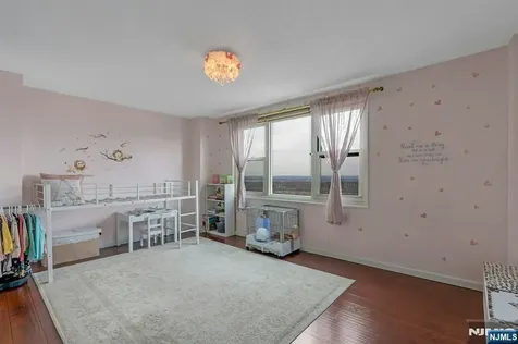 555 North Avenue Fort Lee NJ 07024
