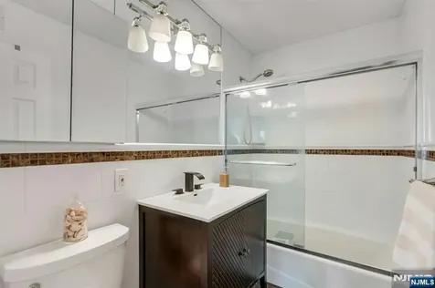 555 North Avenue Fort Lee NJ 07024