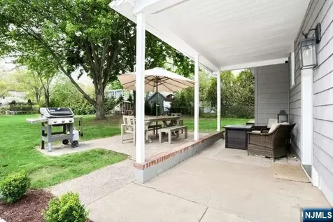 7 Madison Heights Wyckoff NJ 07481