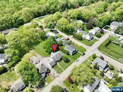 7 Madison Heights Wyckoff NJ 07481
