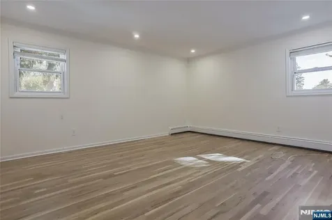 18 Ruth Lane Demarest NJ 07627