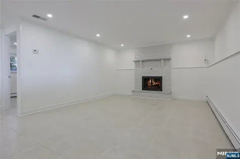 18 Ruth Lane Demarest NJ 07627