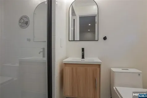18 Ruth Lane Demarest NJ 07627