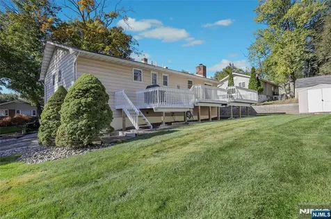 18 Ruth Lane Demarest NJ 07627