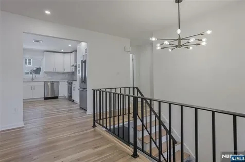 18 Ruth Lane Demarest NJ 07627