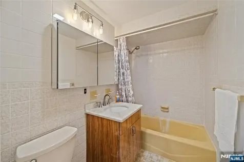 42 Harvey Road Clifton NJ 07012
