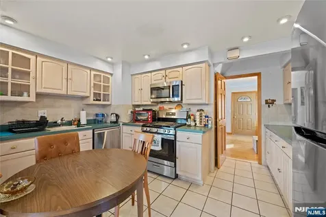 42 Harvey Road Clifton NJ 07012