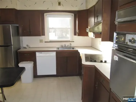 37 Atwood Place Wayne NJ 07470