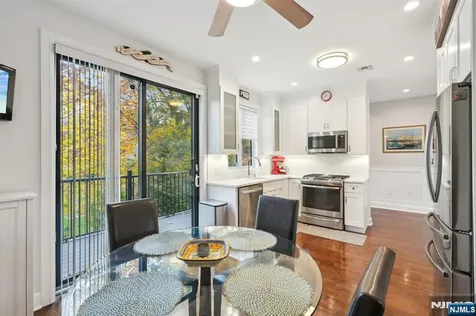 555 Edgewater Avenue Ridgefield NJ 07657