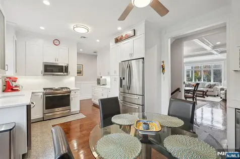 555 Edgewater Avenue Ridgefield NJ 07657