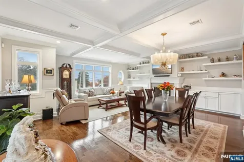 555 Edgewater Avenue Ridgefield NJ 07657