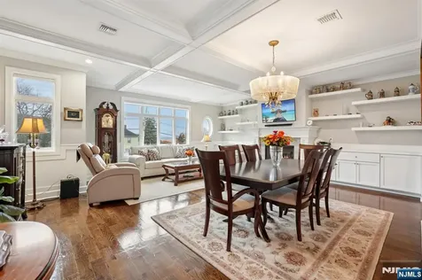 555 Edgewater Avenue Ridgefield NJ 07657