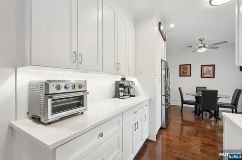 555 Edgewater Avenue Ridgefield NJ 07657