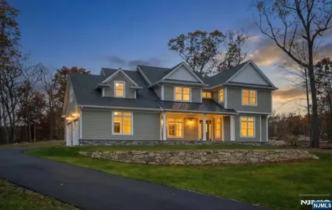 3 Bristol Ridge Road Boonton Township NJ 07005