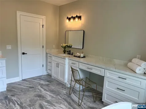 3 Bristol Ridge Road Boonton Township NJ 07005
