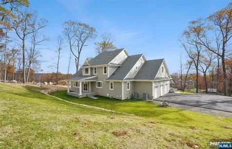 3 Bristol Ridge Road Boonton Township NJ 07005
