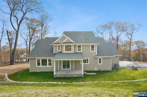 3 Bristol Ridge Road Boonton Township NJ 07005