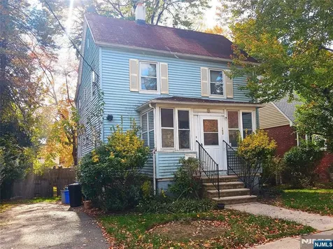 152 Washington Place Teaneck NJ 07666
