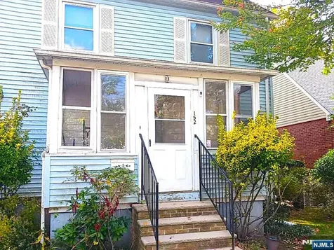152 Washington Place Teaneck NJ 07666
