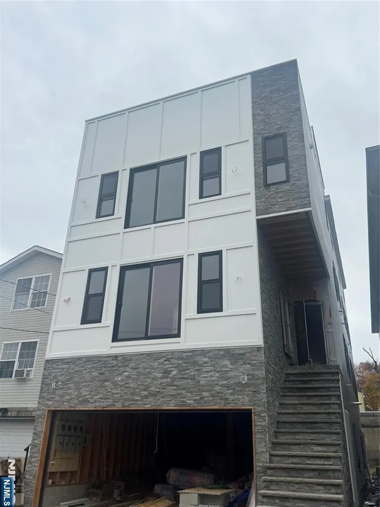 414 10th Street Newark NJ 07103