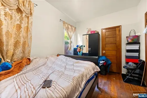 91 Headley Terrace Irvington NJ 07111