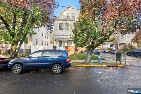 91 Headley Terrace Irvington NJ 07111