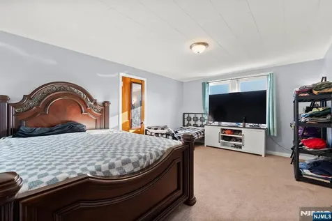 91 Headley Terrace Irvington NJ 07111