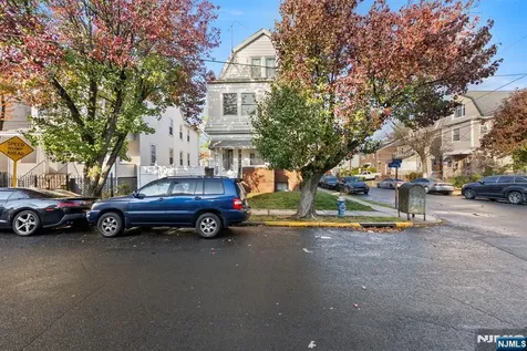 91 Headley Terrace Irvington NJ 07111