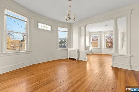 91 Headley Terrace Irvington NJ 07111