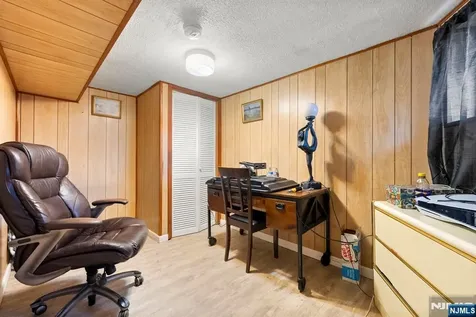 91 Headley Terrace Irvington NJ 07111