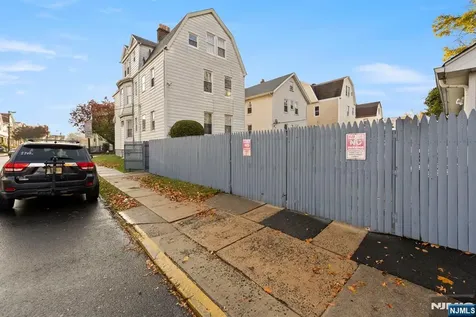 91 Headley Terrace Irvington NJ 07111