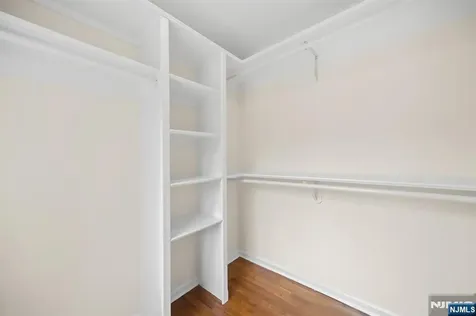 2 Kathleen Court Ridgefield NJ 07657