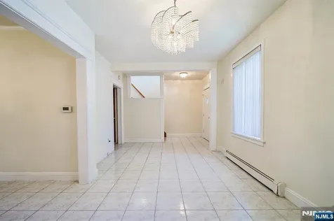 1585 Bergen Boulevard Leonia NJ 07605
