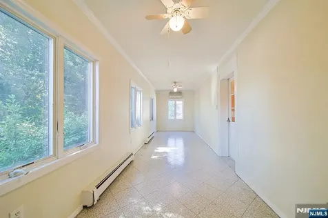 1585 Bergen Boulevard Leonia NJ 07605