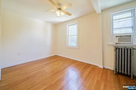 1585 Bergen Boulevard Leonia NJ 07605