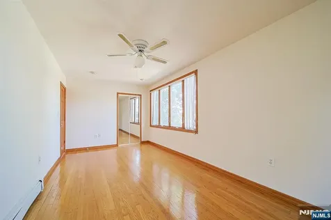 1585 Bergen Boulevard Leonia NJ 07605