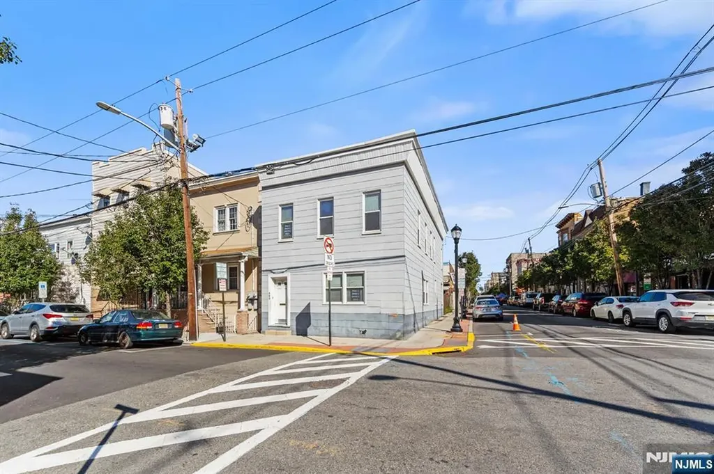 400 41st Street Union City NJ 07087