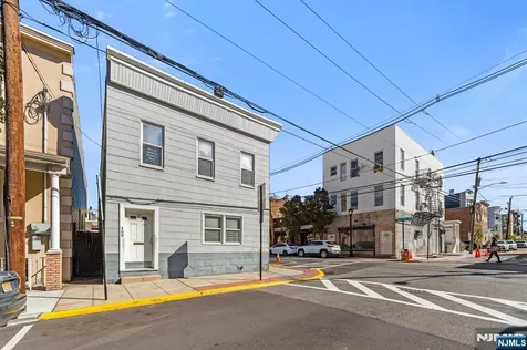 400 41st Street Union City NJ 07087