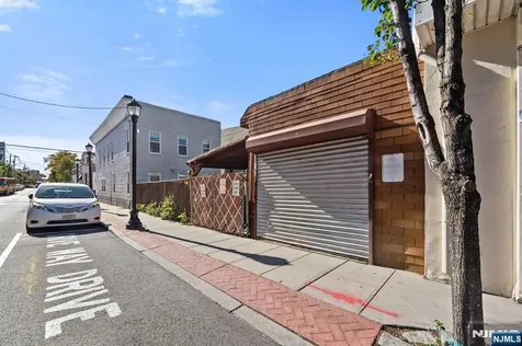 400 41st Street Union City NJ 07087