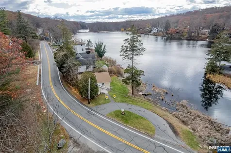 213 Otterhole Road West Milford NJ 07480