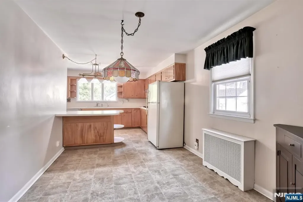 9 New York Avenue Bergenfield NJ 07621