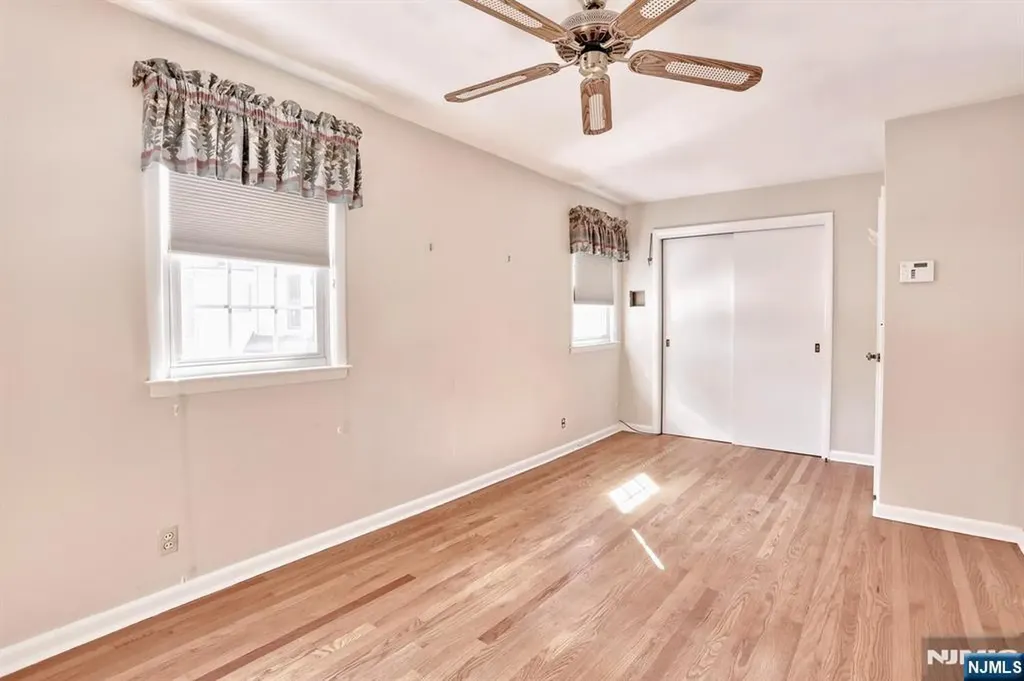 9 New York Avenue Bergenfield NJ 07621