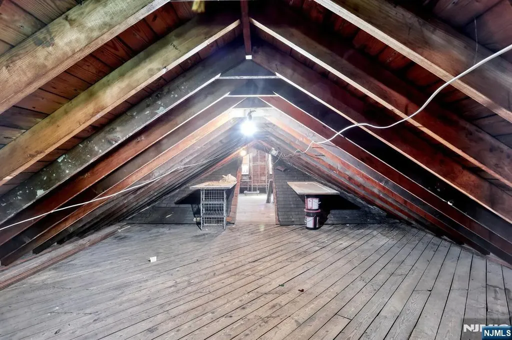 9 New York Avenue Bergenfield NJ 07621