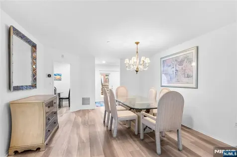 7 Eliot Court Teaneck NJ 07666