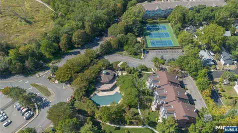 7 Eliot Court Teaneck NJ 07666