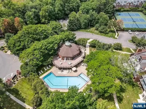 7 Eliot Court Teaneck NJ 07666