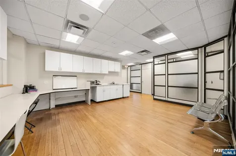 2083 Center Avenue Fort Lee NJ 07024