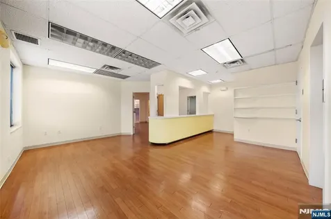 2083 Center Avenue Fort Lee NJ 07024