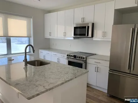 301 Beech Hackensack NJ 07601