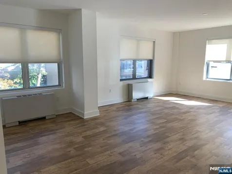 301 Beech Hackensack NJ 07601